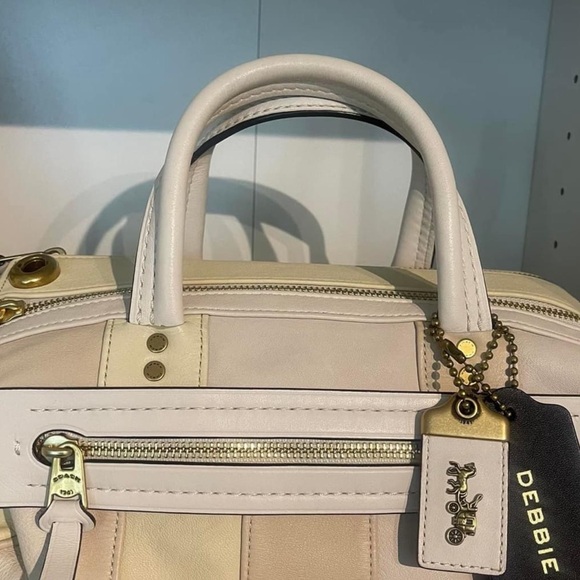 1941 Shuffle Colorblock - Picture 5 of 5